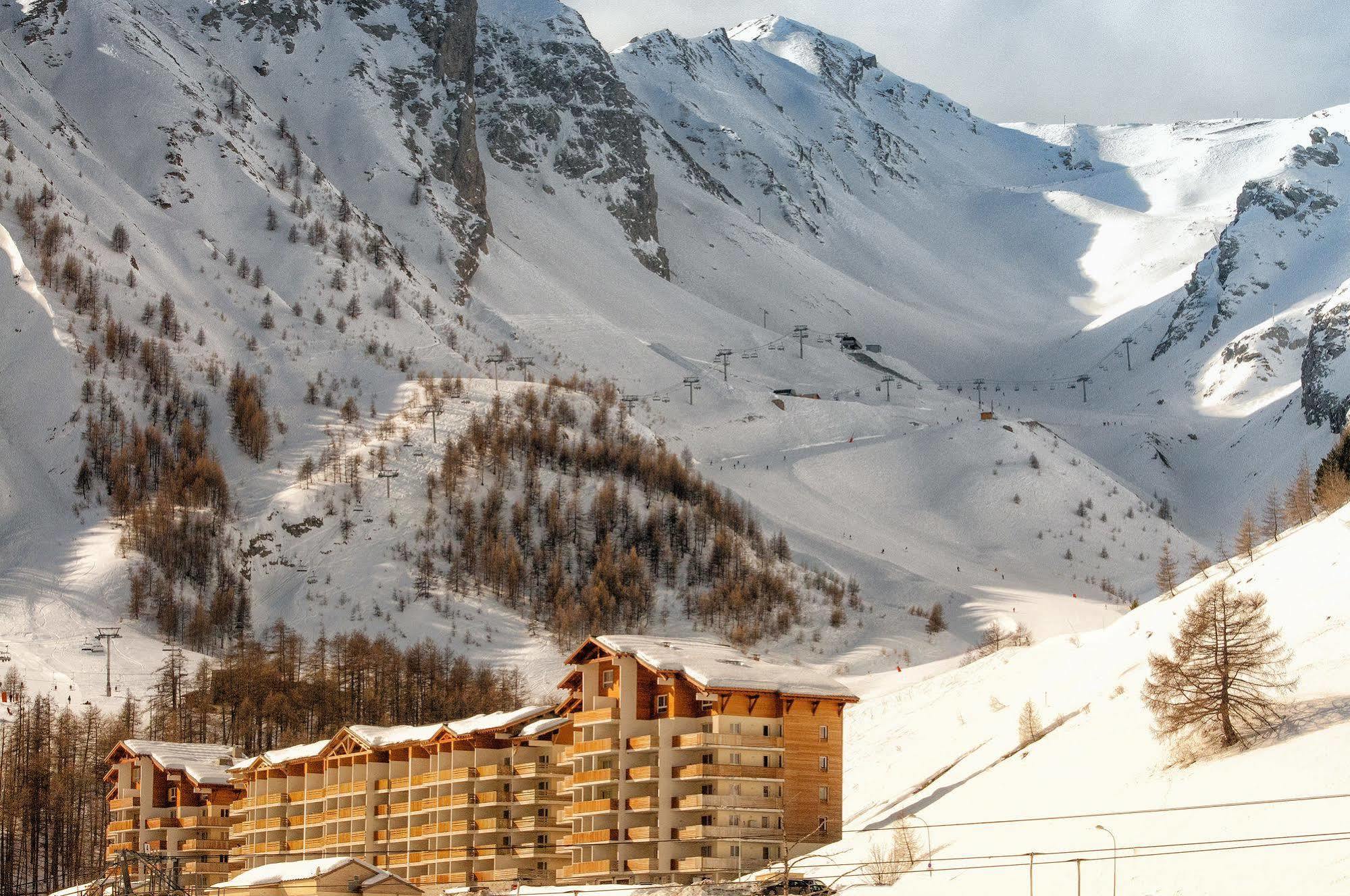Residence Plein Sud By Popinns Allos Buitenkant foto